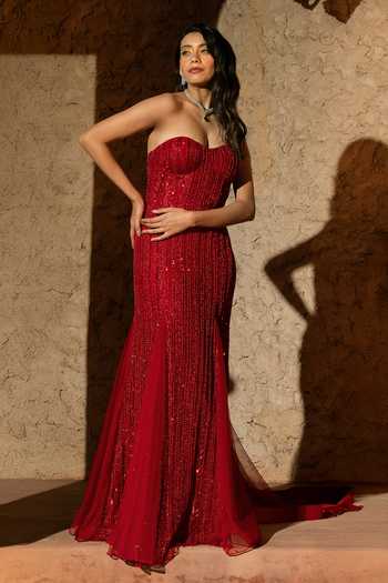 Silky Bindra_Red Net, Shantoon Embroidery, Sequins Sweetheart Neck Syrena Mix Media Gown _Online_at_Aza_Fashions