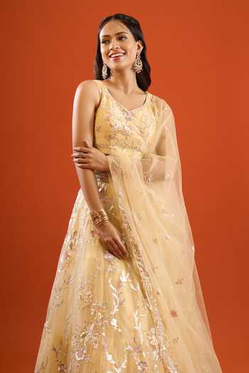 Buy_Samyukta Singhania_Yellow Net Sequins V-neck Floral Embroidered Lehenga Set _Online_at_Aza_Fashions