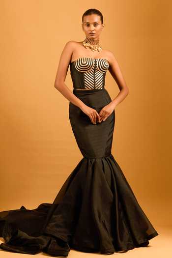 Buy_Siddartha Tytler_Black Organza Trifecta Mermaid Skirt _at_Aza_Fashions
