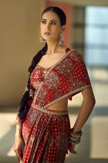 Samyukta Singhania_Maroon Satin, Viscose, Modal Zari, Geometric Print Pre-draped Saree With Blouse 