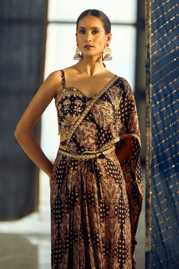 Samyukta Singhania_Black Satin, Viscose, Modal Embroidery Floral Print Pre-draped Saree With Blouse _at_Aza_Fashions