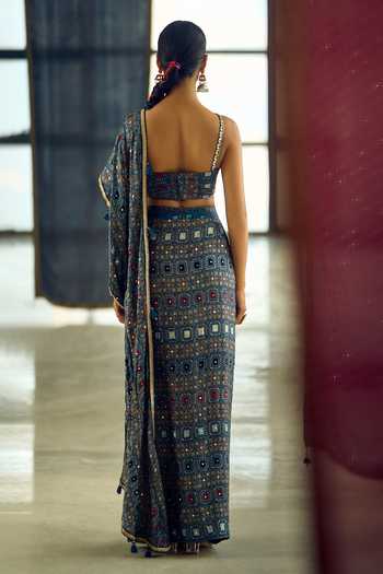 Samyukta Singhania_Blue Satin, Viscose, Modal Geometric Print Pre-draped Saree With Blouse _Online_at_Aza_Fashions