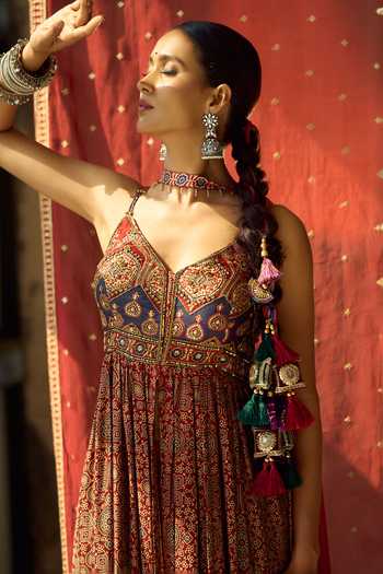 Buy_Samyukta Singhania_Maroon Satin, Viscose, Modal, Chinon Embroidery, Printed Kurta And Palazzo Set 