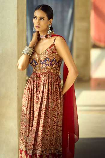Samyukta Singhania_Maroon Satin, Viscose, Modal, Chinon Embroidery, Printed Kurta And Palazzo Set _Online