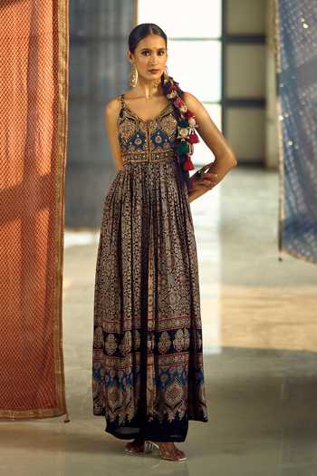 Buy_Samyukta Singhania_Black Satin, Viscose, Modal, Chinon Tassels, Floral Print Anarkali Palazzo Set 