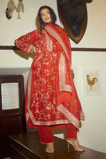 Buy_Anushree Reddy_Red Silk, Dupion, Cotton, Organza Embroidery, Zari Round Neck Parrot Kurta Set _at_Aza_Fashions