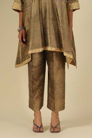 LATHA PUTTANNA_Gold Silk Embroidery, Sequins Split V-neck, Yes Raw Kurta And Pant Set _at_Aza_Fashions