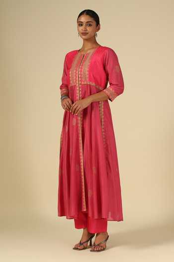 LATHA PUTTANNA_Pink Chanderi Silk, Silk, Cotton, Organza Embroidery, Zari Round Yoke Kurta Set _Online_at_Aza_Fashions