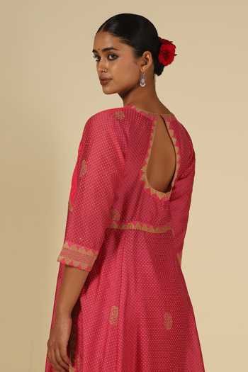 Shop_LATHA PUTTANNA_Pink Chanderi Silk, Silk, Cotton, Organza Embroidery, Zari Round Yoke Kurta Set _Online_at_Aza_Fashions