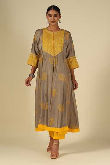 LATHA PUTTANNA_Silver Cotton, Organza, Chanderi Silk Block Print Kurta Set With Dupatta _Online_at_Aza_Fashions