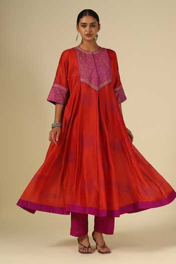 Buy_LATHA PUTTANNA_Red Chanderi Silk, Silk, Cotton, Organza Block Print Thread Anarkali Set _Online_at_Aza_Fashions
