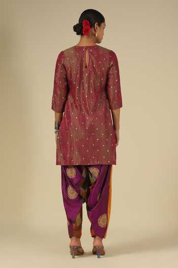 Shop_LATHA PUTTANNA_Maroon Silk, Organza Embroidery, Zari Hand Karnataka Kurta Set With Dupatta _at_Aza_Fashions