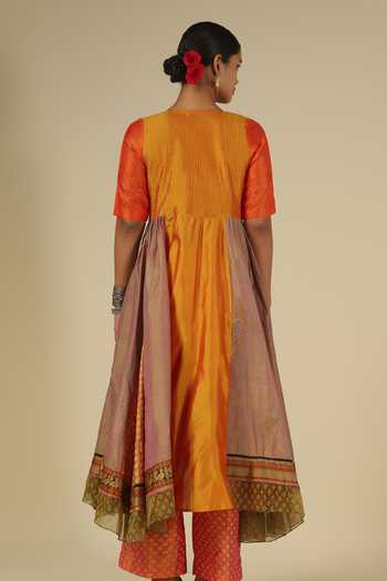 Buy_LATHA PUTTANNA_Gold Silk, Cotton, Velvet Square Neck, Block Print Karnataka Kurta And Pant Set 