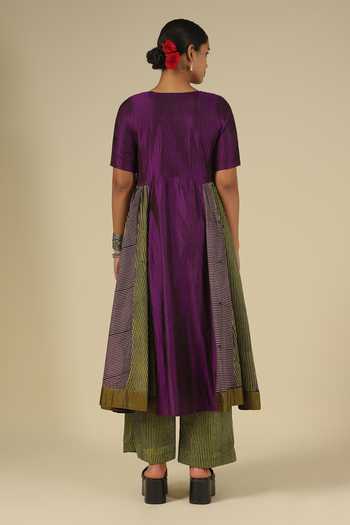 Shop_LATHA PUTTANNA_Green Silk, Cotton, Velvet Sweetheart Block Print Karnataka Kurta And Pant Set _at_Aza_Fashions