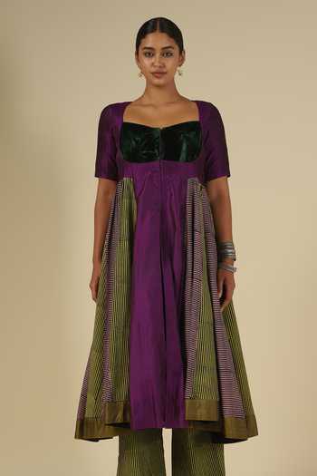 Shop_LATHA PUTTANNA_Green Silk, Cotton, Velvet Sweetheart Block Print Karnataka Kurta And Pant Set _Online_at_Aza_Fashions