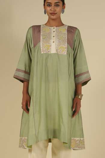 Shop_Latha Puttanna_Green Silk, Chanderi, Tussar Embroidery Round Neck, Yes Thread Kurta Set _Online_at_Aza_Fashions