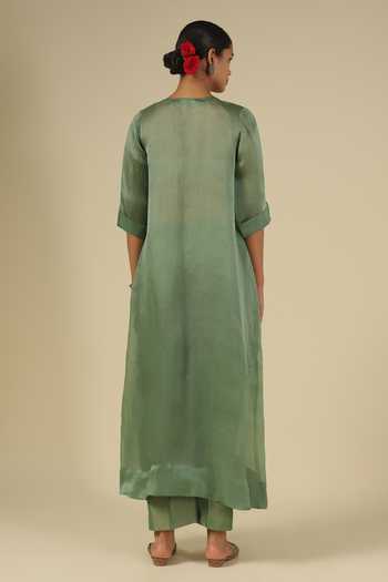 Shop_LATHA PUTTANNA_Green Organza, Satin Embroidery Round Neck Silk Thread Kurta _at_Aza_Fashions