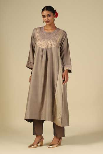 Shop_LATHA PUTTANNA_Gold Silk, Cotton, Satin, Tissue Embroidery Round Neck, Yes Hand Kurta Set 