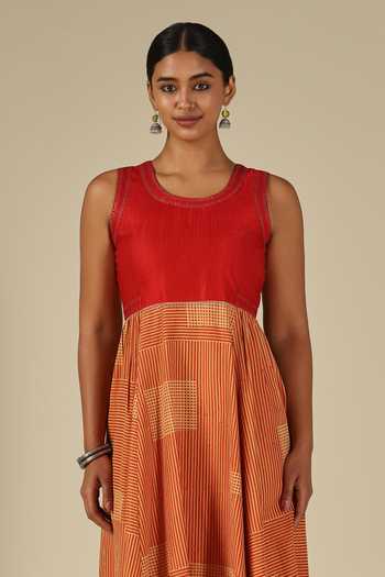 Shop_LATHA PUTTANNA_Red Silk Embroidery Round , Keyhole Thread Dress 