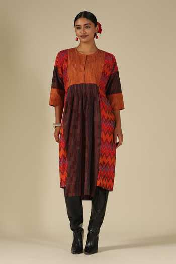 Shop_LATHA PUTTANNA_Red Silk Embroidery Round Neck Thread Long Kurta _Online_at_Aza_Fashions