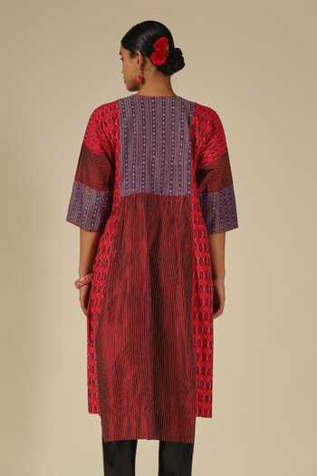 Shop_LATHA PUTTANNA_Red Silk Embroidery Round Neck, Yes Ikat Pattern Kurta _Online_at_Aza_Fashions