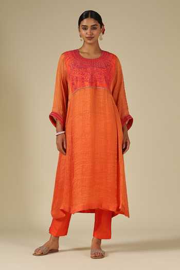 Buy_LATHA PUTTANNA_Coral Silk, Cotton, Tissue Embroidery Round Neck, Raw Hand Kurta And Pant Set 