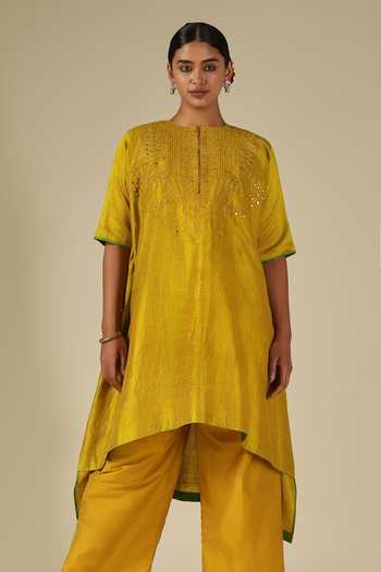 Buy_LATHA PUTTANNA_Mustard Silk, Cotton Embroidery, Mirrors Round Neck Raw Kurta And Pant Set 