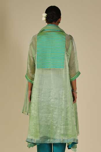 Buy_LATHA PUTTANNA_Mint Silk, Cotton, Organza V-neck, Yes Kurta Set 
