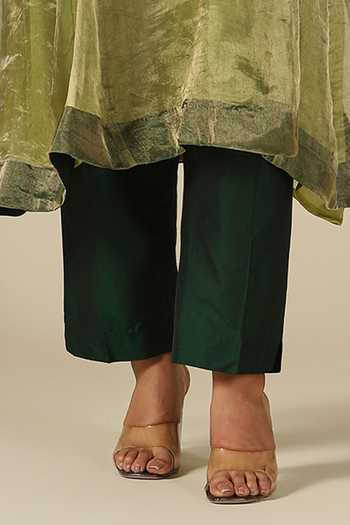 Buy_LATHA PUTTANNA_Green Silk, Cotton, Organza, Tissue V-neck Contrast Yoke Kurta Set _Online_at_Aza_Fashions