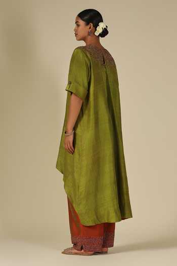 LATHA PUTTANNA_Olive Green Silk Beads Round Neck Embellished Raw Kurta And Pant Set _Online_at_Aza_Fashions