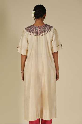 Buy_LATHA PUTTANNA_Ivory Silk Beads Round Neck, Yes Raw Asymmetric Kurta And Pant Set _Online_at_Aza_Fashions