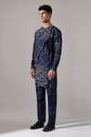 Son Of A Noble Snob_Blue Linen Austin Network Print Kurta And Pant Set _at_Aza_Fashions