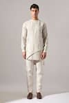 Son Of A Noble Snob_Ivory Linen Caivs Riplee Printed Kurta And Pant Set _at_Aza_Fashions