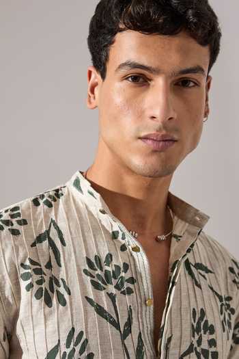 Shop_Son Of A Noble Snob_Ivory Linen Abel Paradise Printed Kurta Set _Online_at_Aza_Fashions