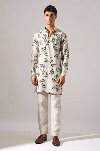 Son Of A Noble Snob_Ivory Linen Abel Paradise Printed Kurta Set _at_Aza_Fashions