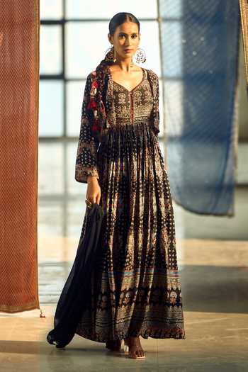 Samyukta Singhania_Black Chiffon, Satin, Viscose, Modal Printed Anarkali Set With Crop Jacket 