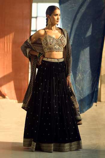 Shop_Samyukta Singhania_Black Satin, Viscose, Modal, Chinon Zari, Sequins, Embroidered Lehenga Set _Online
