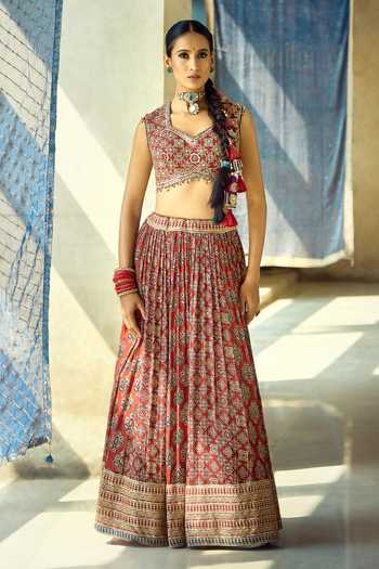 Buy_Samyukta Singhania_Maroon Organza, Satin, Viscose, Modal Zari V-neck Satin+organza Lehenga Set _Online_at_Aza_Fashions