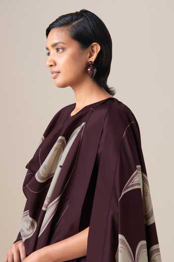 Buy_Ampm_Burgundy Chanderi Round Neck Omira Anarkali Pant Set 