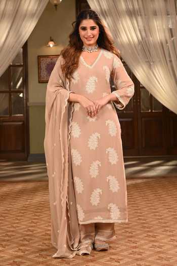 Shop_Karaj Jaipur_Beige Georgette, Shantoon Embroidery V-neck, Yes Hand Kurta Set _Online_at_Aza_Fashions