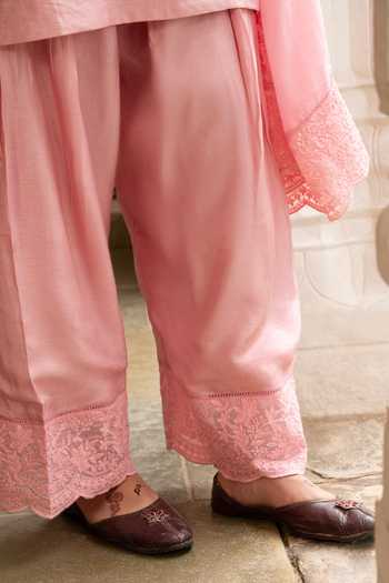 Shop_Karaj Jaipur_Pink Silk, Organza Embroidery Round Neck, Yes Hand Kurta Set 
