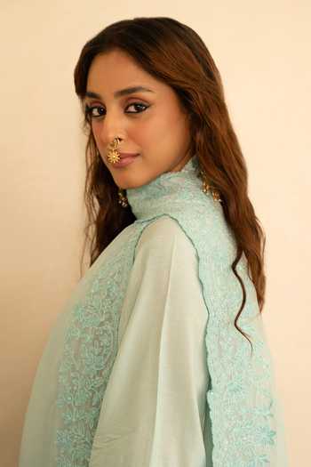 Karaj Jaipur_Blue Silk, Organza Embroidery Keyhole Neck, Yes Hand Kurta Set _Online_at_Aza_Fashions