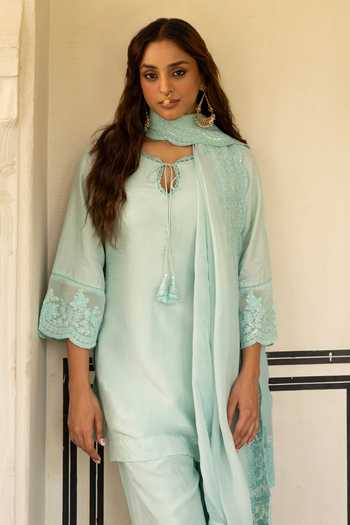 Buy_Karaj Jaipur_Blue Silk, Organza Embroidery Keyhole Neck, Yes Hand Kurta Set _Online