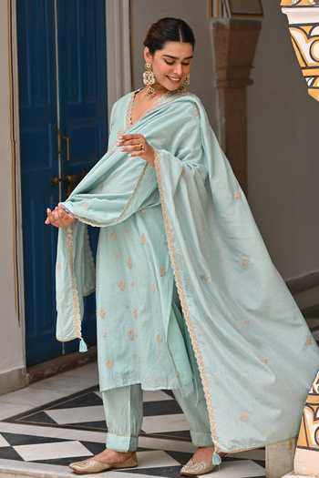 Karaj Jaipur_Blue Chanderi, Shantoon Embroidery V-neck Butti Work Kurta Set _Online_at_Aza_Fashions