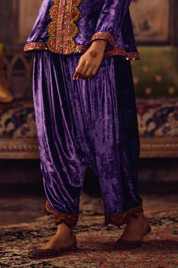 Reeti Arneja_Blue Silk, Velvet Embroidery, Sequins V-neck Neel Short Kurta And Salwar Set _Online_at_Aza_Fashions