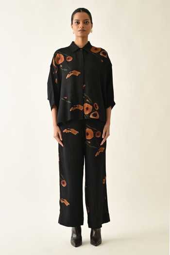 OFRIDA_Black Cotton Collared Winter Daffodil Ae Printed Shirt _Online_at_Aza_Fashions