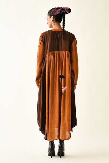 Buy_OFRIDA_Rust Cotton Mandarin Collar Rusticmoon Thirstle Midi Dress _Online