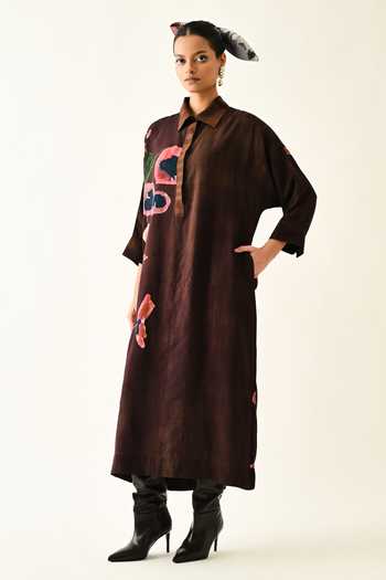 Buy_OFRIDA_Pink Cotton Collared Earth Bloom Printed Midi Dress _Online_at_Aza_Fashions