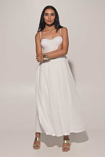 Kriti Bapna_White Linen Sweetheart Neck Pleated Flare Maxi Dress _at_Aza_Fashions