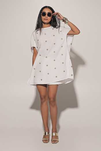 Kriti Bapna_White Linen Studs Round Neck Embellished Blouse And Shorts Set _Online_at_Aza_Fashions